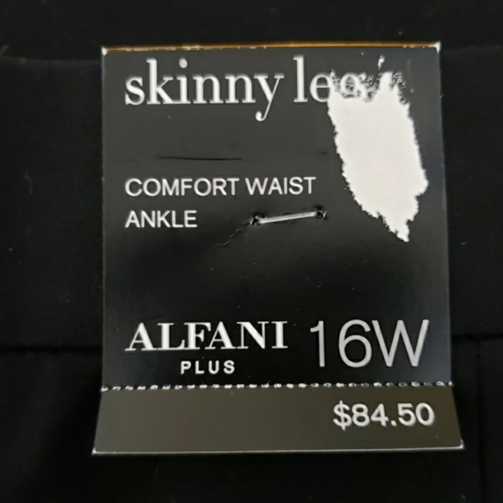 Alfani Black and White Skinny Leg Comfort Waist Ankle Pants Size 16W NWT